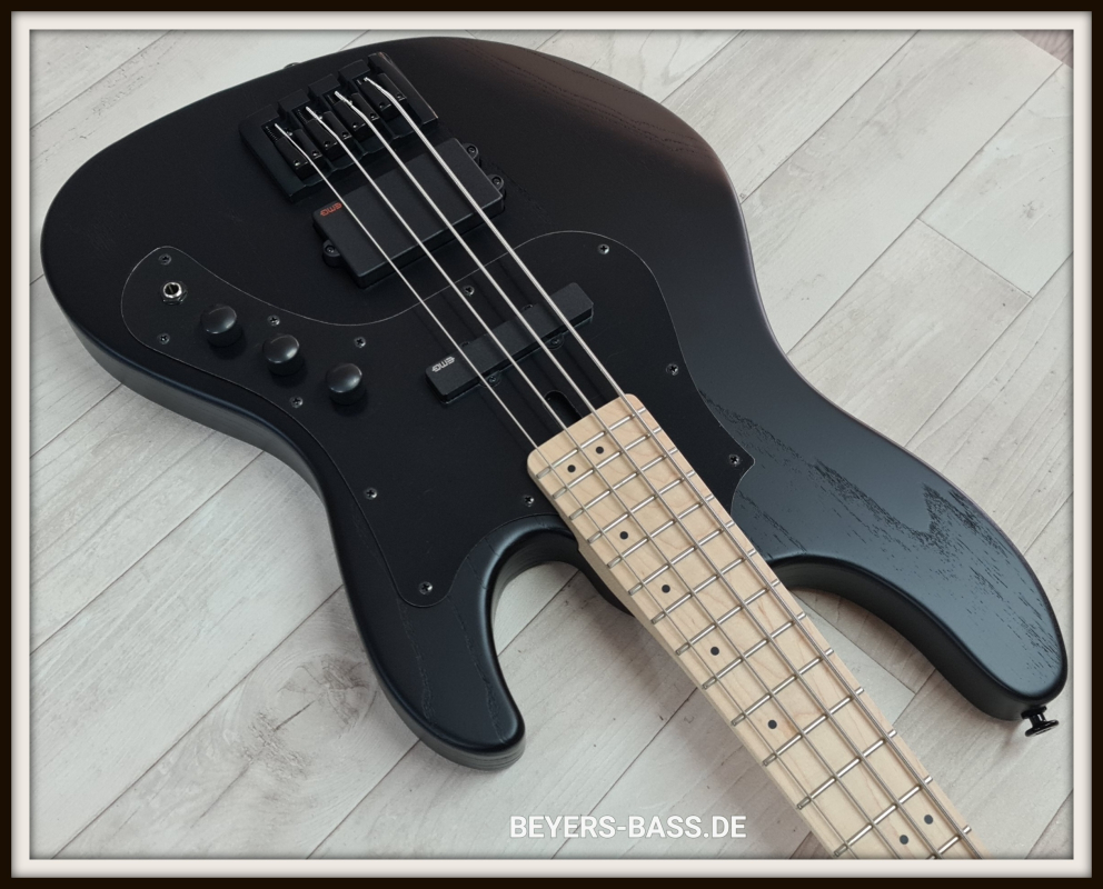FGN J-Standard Mighty Jazz 4 Dark Evolution, Open Pore Black